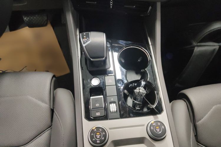 Used Volkswagen Touareg 2023 2.0 TSI RuiShang Edition Gear Lever