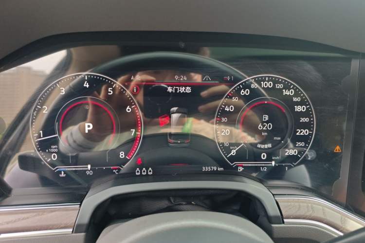 Used Volkswagen Touareg 2023 2.0 TSI RuiShang Edition Instrument Cluster