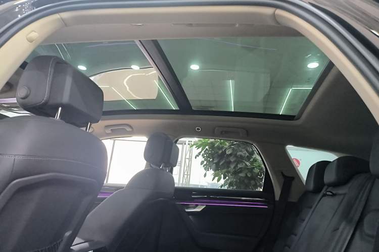 Used Volkswagen Touareg 2023 3.0 TSI Prestige Edition Classic Sport Package Interior 7
