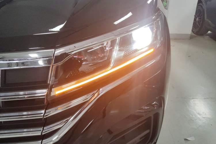 Used Volkswagen Touareg 2023 2.0 TSI RuiShang Edition Left Front Headlight