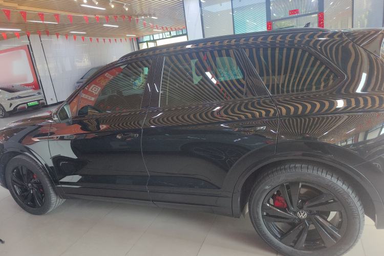 Used Volkswagen Touareg 2023 3.0 TSI Luxury Edition Obsidian Black Sport Package Left Side