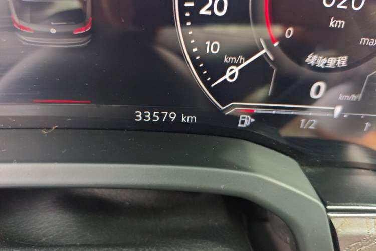 Used Volkswagen Touareg 2023 2.0 TSI RuiShang Edition Odometer Close Up