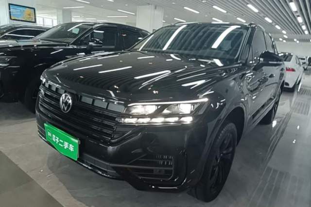 Used Volkswagen Touareg 2023 3.0 TSI Luxury Edition Obsidian Black Sport Package