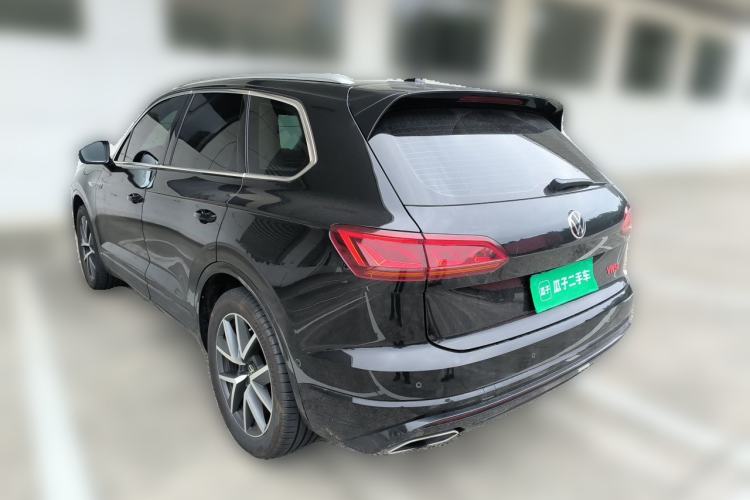 Used Volkswagen Touareg 2023 3.0 TSI Prestige Edition Classic Sport Package Rear Left 45 Deg