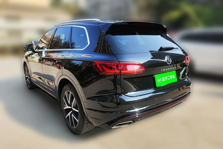 Used Volkswagen Touareg 2023 3.0 TSI Prestige Edition Classic Sport Package Rear Left 45 Deg