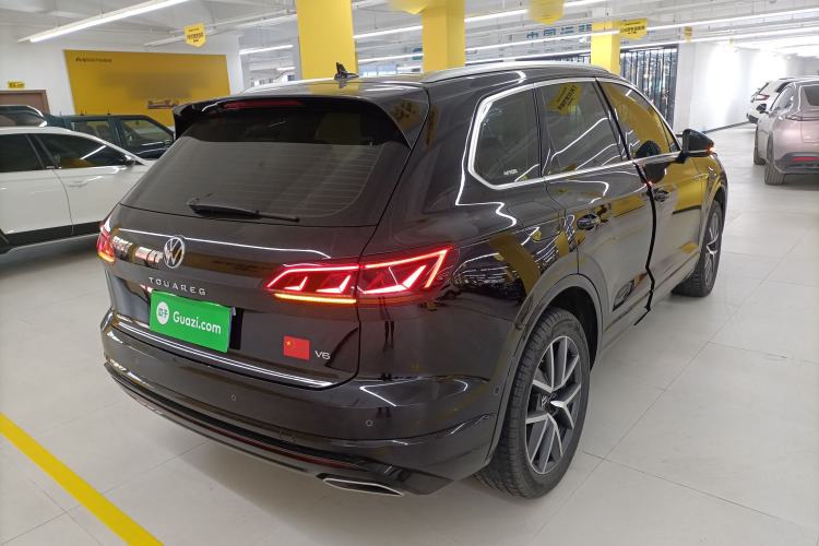 Used Volkswagen Touareg 2023 3.0 TSI Prestige Edition Classic Sport Package Rear Right 45 Deg