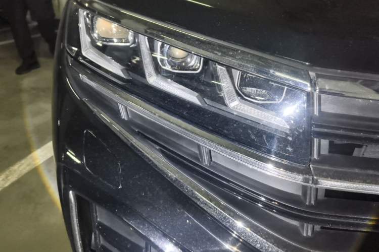 Used Volkswagen Touareg 2023 2.0 TSI RuiShang Edition Right Front Headlight