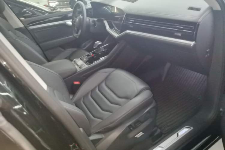 Used Volkswagen Touareg 2023 3.0 TSI Luxury Edition Obsidian Black Sport Package Right Front Seat