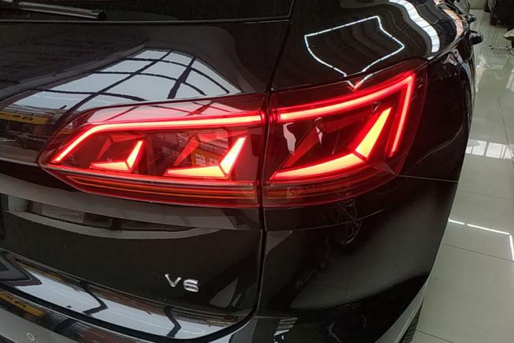 Used Volkswagen Touareg 2023 3.0 TSI Prestige Edition Classic Sport Package Right Rear Taillight