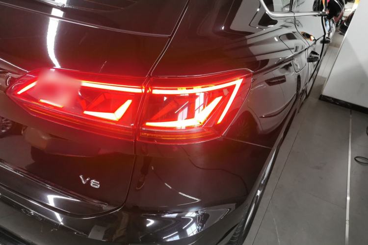 Used Volkswagen Touareg 2023 3.0 TSI Prestige Edition Classic Sport Package Right Rear Taillight
