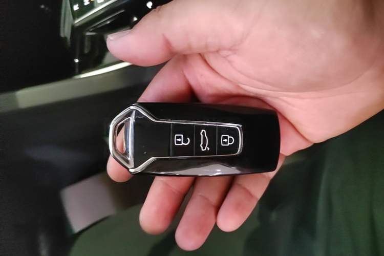 Used Volkswagen Touareg 2023 3.0 TSI Prestige Edition Classic Sport Package Vehicle Key