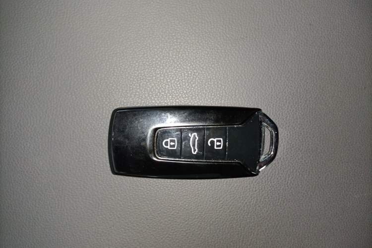Used Volkswagen Touareg 2023 3.0 TSI Prestige Edition Classic Sport Package Vehicle Key