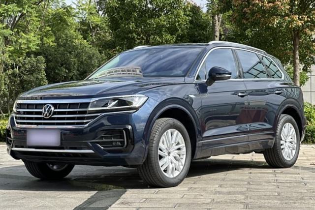 Ojetý Volkswagen Touareg 2023 2.0 TSI RuiShang Edition