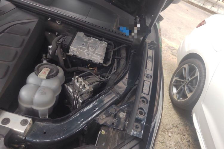 Used Volkswagen Touareg 2023 2.0 TSI RuiShang Edition Engine Bay Left