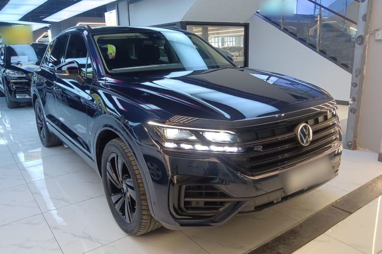Used Volkswagen Touareg 2023 3.0 TSI Luxury Edition Obsidian Black Sport Package Exterior 1