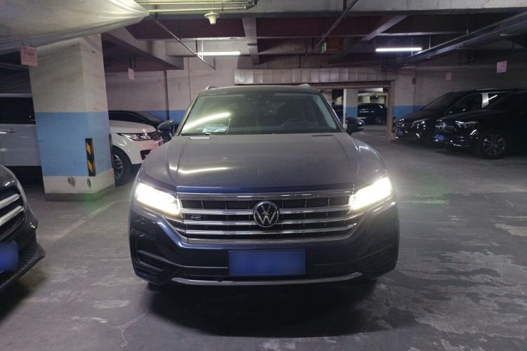 Used Volkswagen Touareg 2023 2.0 TSI RuiShang Edition Front
