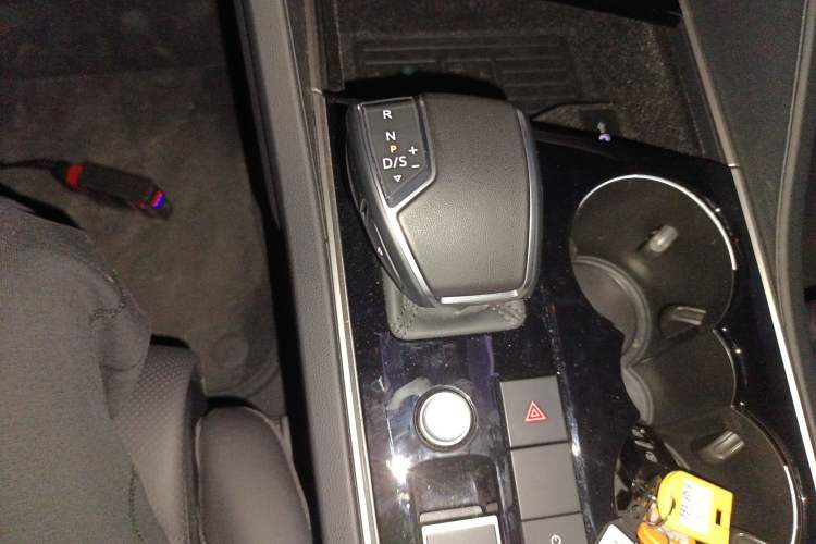 Used Volkswagen Touareg 2023 2.0 TSI RuiShang Edition Gear Lever