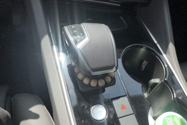 Used Volkswagen Touareg 2023 2.0 TSI RuiShang Edition Gear Lever