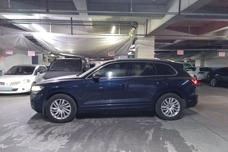 Used Volkswagen Touareg 2023 2.0 TSI RuiShang Edition Left Side
