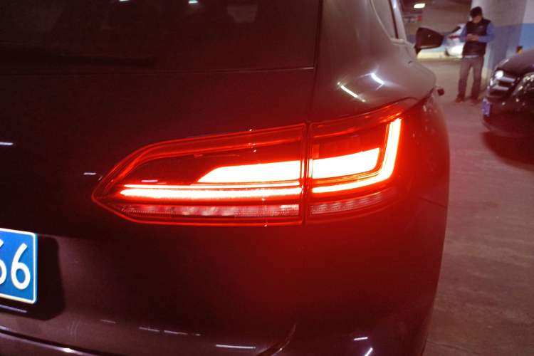 Used Volkswagen Touareg 2023 2.0 TSI RuiShang Edition Right Rear Taillight