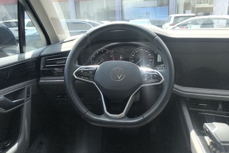 Used Volkswagen Touareg 2023 2.0 TSI RuiShang Edition Steering Wheel