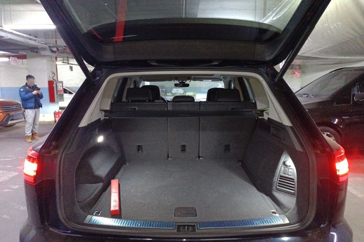 Used Volkswagen Touareg 2023 2.0 TSI RuiShang Edition Trunk