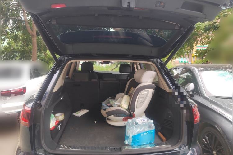 Used Volkswagen Touareg 2023 2.0 TSI RuiShang Edition Trunk