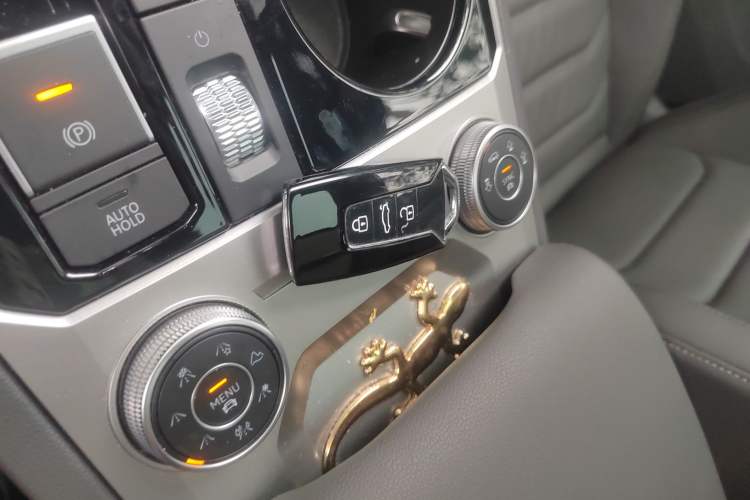 Used Volkswagen Touareg 2023 2.0 TSI RuiShang Edition Vehicle Key