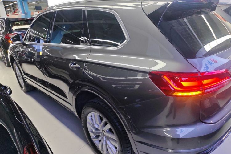 Used Volkswagen Touareg 2023 2.0 TSI RuiShang Edition Exterior 1