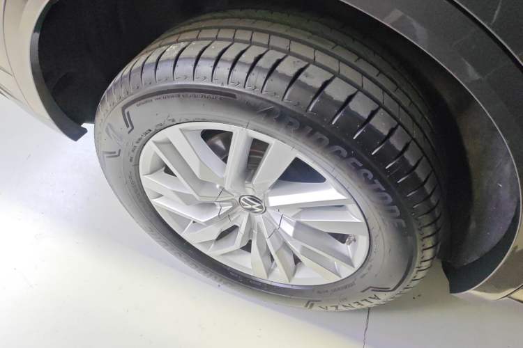 Used Volkswagen Touareg 2023 2.0 TSI RuiShang Edition Exterior 6