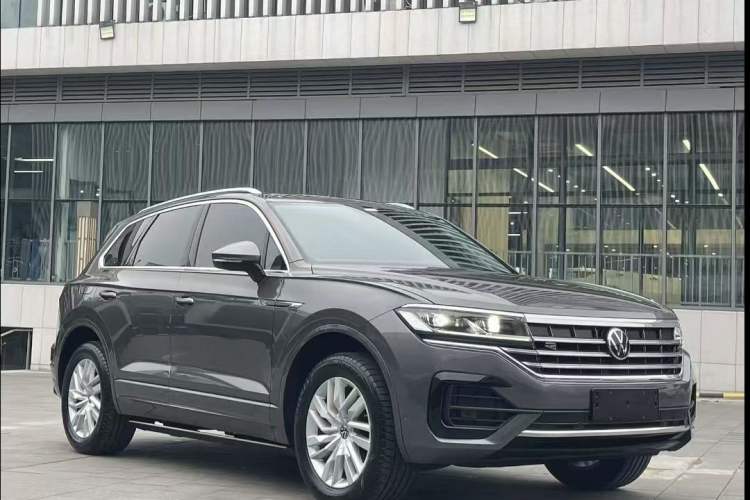 Used Volkswagen Touareg 2023 2.0 TSI RuiShang Edition Exterior 8