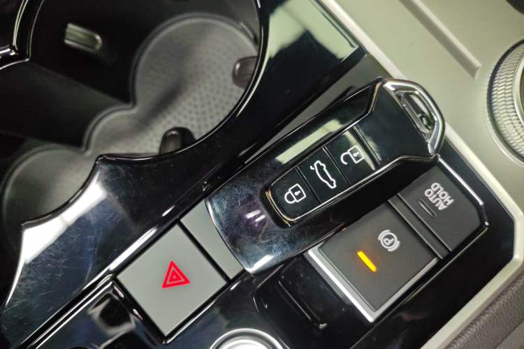 Used Volkswagen Touareg 2023 2.0 TSI RuiShang Edition Interior 1