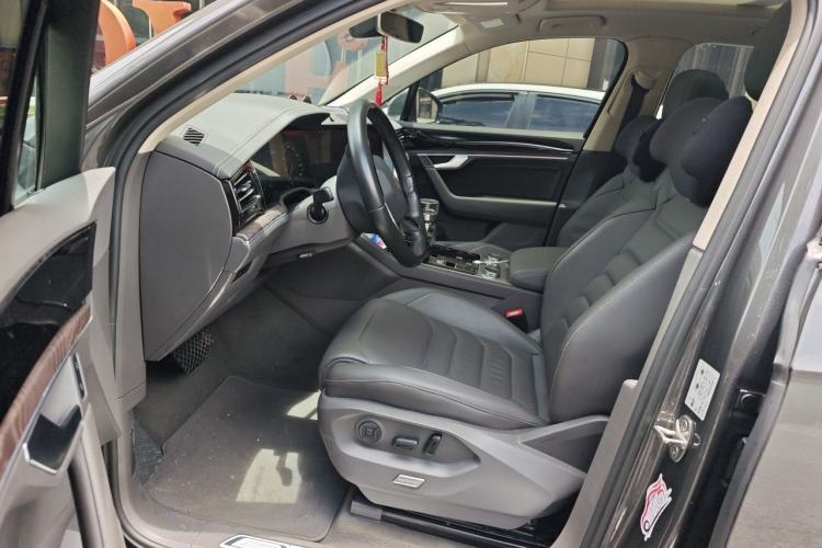 Used Volkswagen Touareg 2023 2.0 TSI RuiShang Edition Left Front Seat
