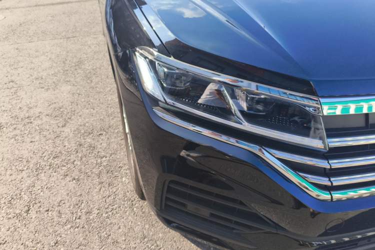 Used Volkswagen Touareg 2025 2.0TSI Ruiyue Edition Right Front Headlight