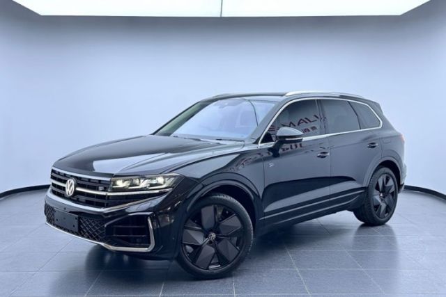 Used Volkswagen Touareg 2026 3.0TSI Sharp Edition Classic Sports Package