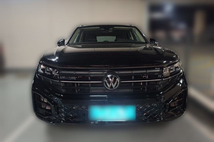 Used Volkswagen Touareg 2026 3.0TSI Sharp Edition Moon Black Sports Package Front