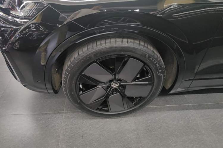 Used Volkswagen Touareg 2026 3.0TSI Sharp Edition Classic Sports Package Left Front Wheel Hub