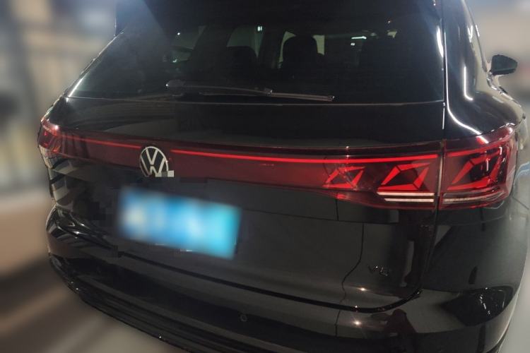 Used Volkswagen Touareg 2026 3.0TSI Sharp Edition Moon Black Sports Package Rear