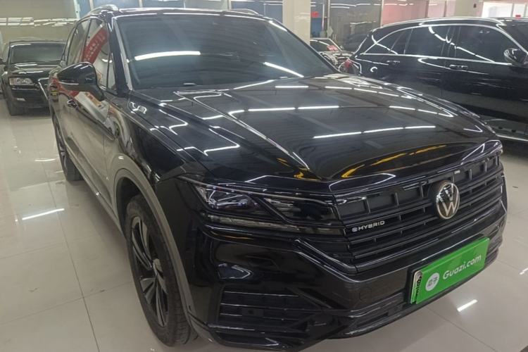 Used Volkswagen Touareg New Energy 2021 eHybrid Exterior 1