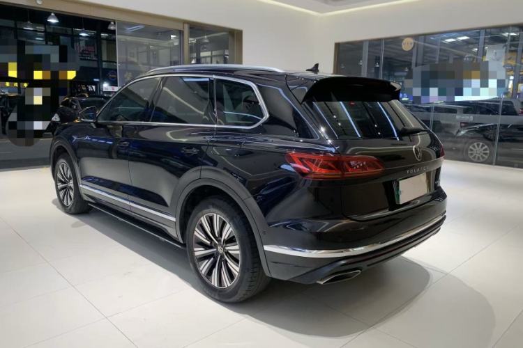 Used Volkswagen Touareg New Energy 2021 eHybrid Exterior 5