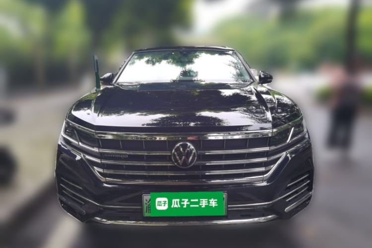 Used Volkswagen Touareg New Energy 2021 eHybrid Front
