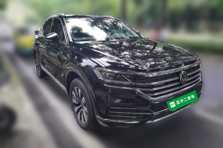 Used Volkswagen Touareg New Energy 2021 eHybrid Front Right 45 Deg