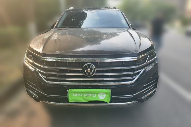 Used Volkswagen Touareg New Energy 2021 eHybrid Front