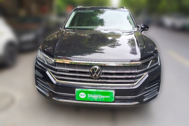 Used Volkswagen Touareg New Energy 2021 eHybrid Front