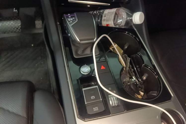 Used Volkswagen Touareg New Energy 2021 eHybrid Gear Lever