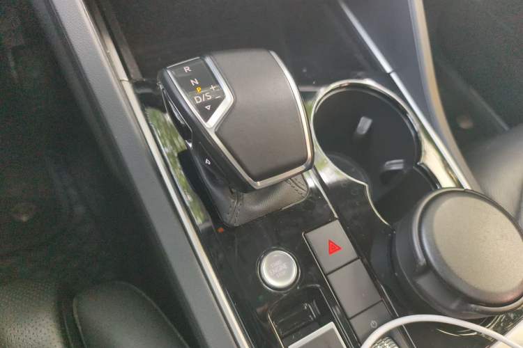 Used Volkswagen Touareg New Energy 2021 eHybrid Gear Lever