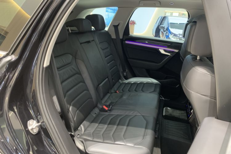 Used Volkswagen Touareg New Energy 2021 eHybrid Interior 1