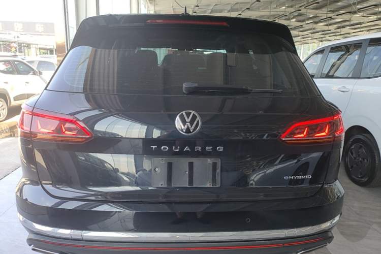 Used Volkswagen Touareg New Energy 2021 eHybrid Rear