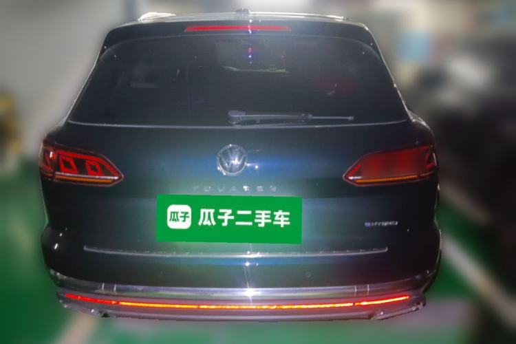 Used Volkswagen Touareg New Energy 2021 eHybrid Rear