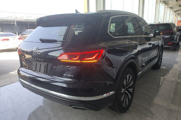 Used Volkswagen Touareg New Energy 2021 eHybrid Rear Right 45 Deg